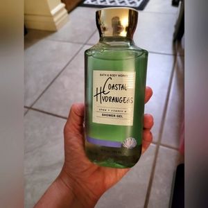 Bath & Body Works Coastal Hydrangeas Shower Gel